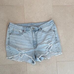 Old Navy OG High Rise Straight Distressed Jean Shorts
